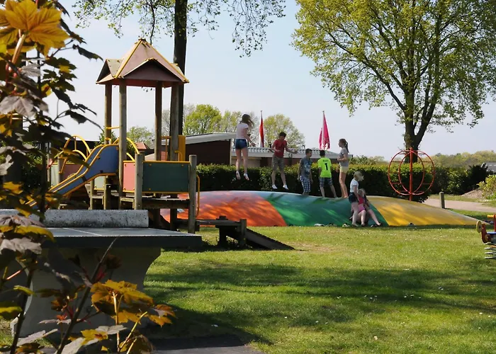 Recreatiepark De Meibeek אתר קמפינג